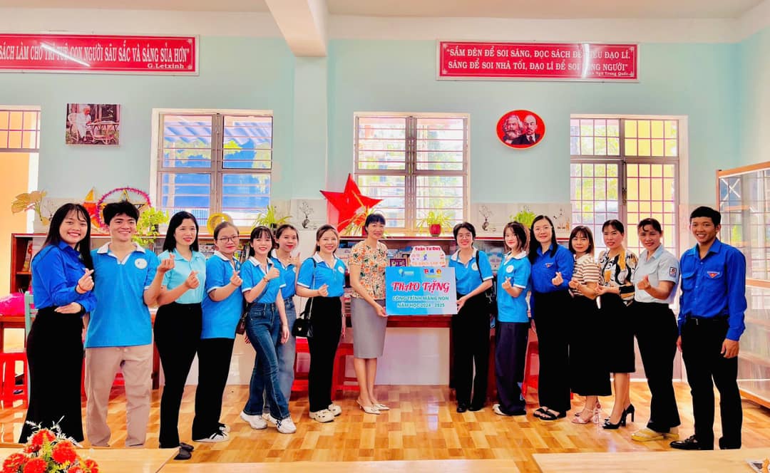 trẻ em K-Maths Workshop Từ Thiện